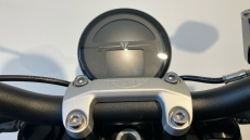 Triumph Trident (20MY)
